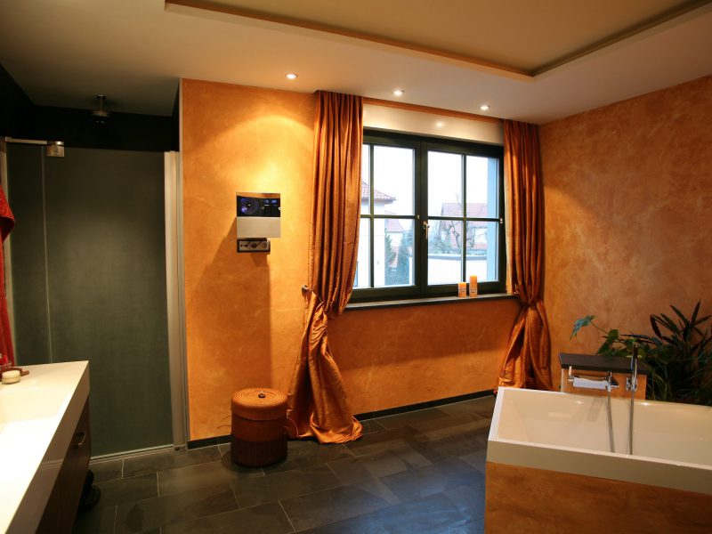 65 Exklusiv gestaltetes Badezimmer